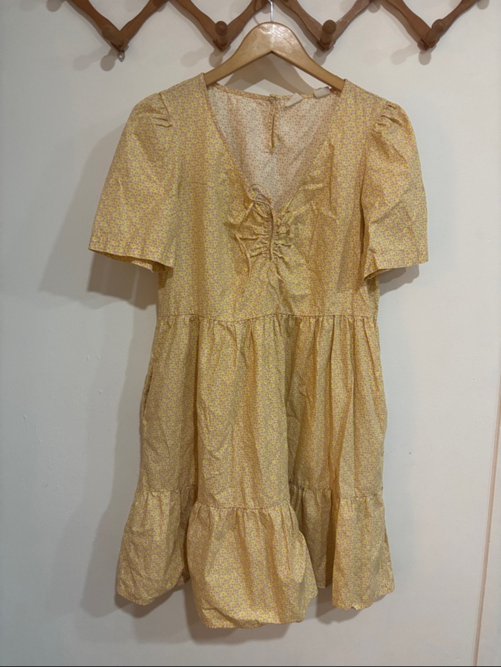 100% Cotton Levi's Women's Marcella Short Sleeve Trapeze Dress Yellow Floral